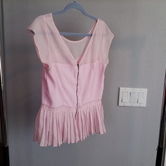 Top - Picture 2 of 2